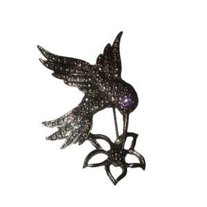 VTG Avon Humming Bird Feeding Flower Floral Marcasite Brooch  1.5” x 2.2”